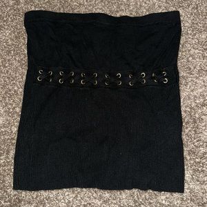 Sleeveless black top. Size S.